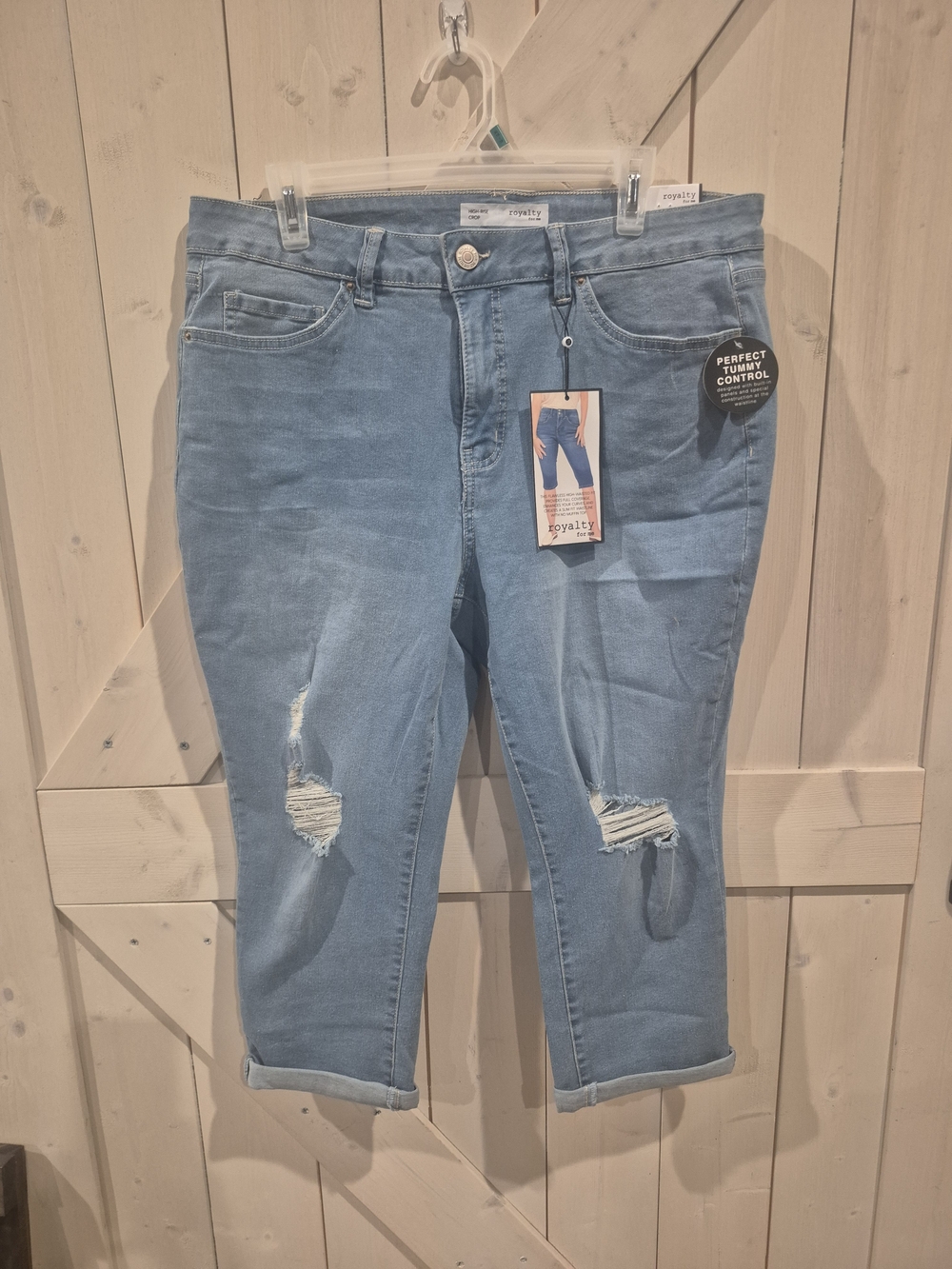 Royalty For Me 16W High Rise Capri Jeans Light Wash Stretch Tummy Control